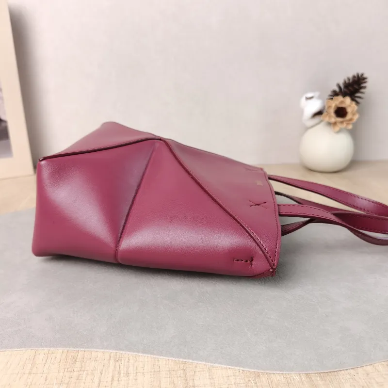 LOEWE Crossbody Bag Puzzle Fold Shopping Tote Red Calfskin Mini 16.5 × 9.5 × 20 cm — detail view 6 of 10