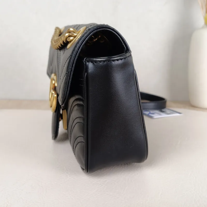 GUCCI Crossbody Bag GG Marmont Small Marmont 22 Black CC alfskin Small 22 × 6 × 13 cm — detail view 6 of 13