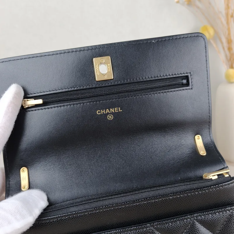 Chanel Crossbody Bag 24s woc Black Grained Calfskin Mini 19.2 × 3.5 × 12.3 cm — detail view 11 of 14