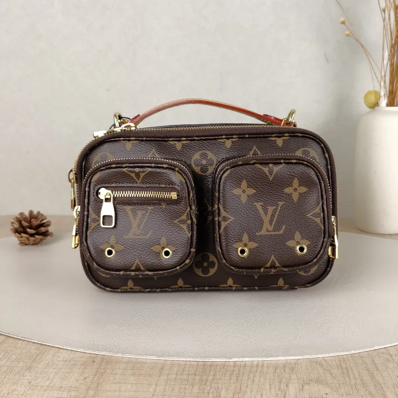 Louis Vuitton Crossbody Bag Utility Crossbody Camera Bag Monogram PVC18 × 10 × 11 cm