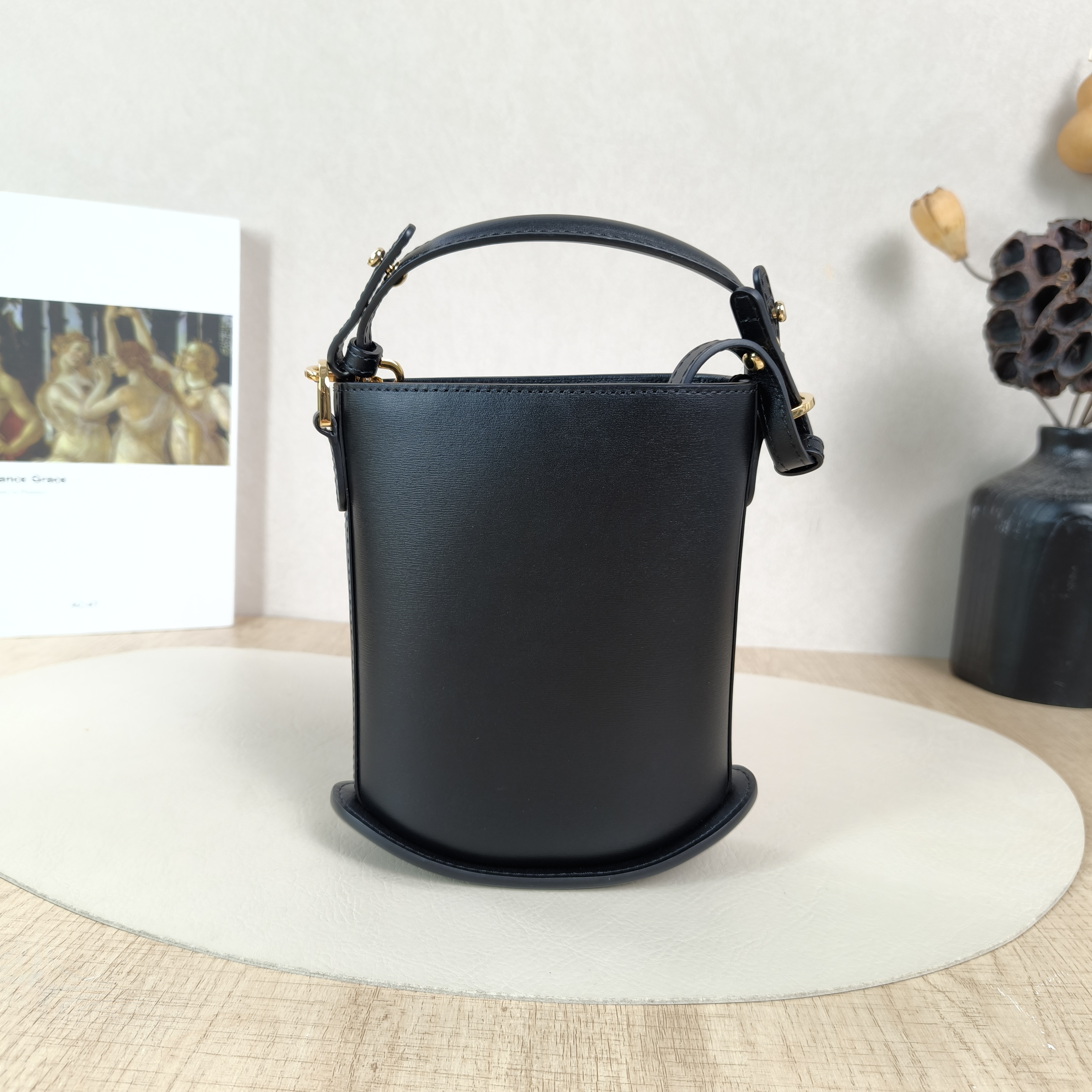 DELVAUX Crossbody Bagpin toy Chain Bag Black Calfskinmini15 × 6.5 × 16.5 cm — cover view 3 of 5