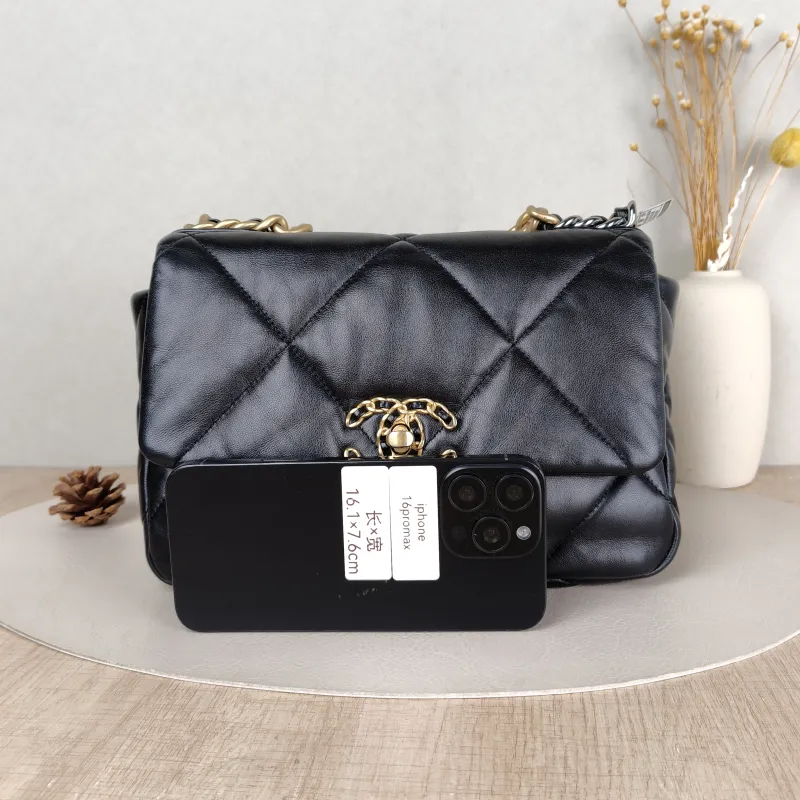 Chanel Crossbody Bag 19Bag Black SL ambskin Small 26 × 9 × 16 cm — cover view 4 of 6