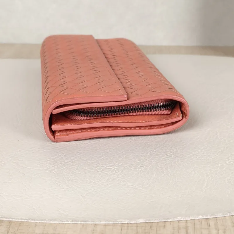 Bottega Veneta Wallet Edition Wallet Lambskin One Size19 × 3 × 9.5 cm — detail view 4 of 10