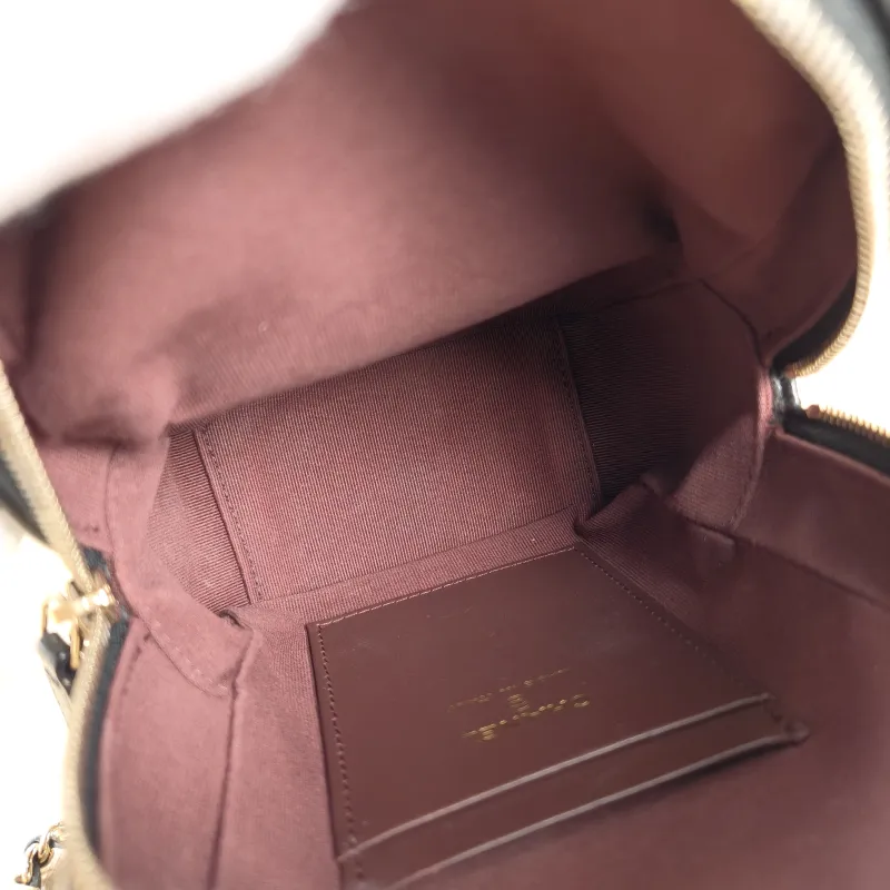 Chanel Crossbody Bag Mini Backpack Crossbody Bag Black Grained Calfskinmini13 × 9 × 18 cm — detail view 2 of 13