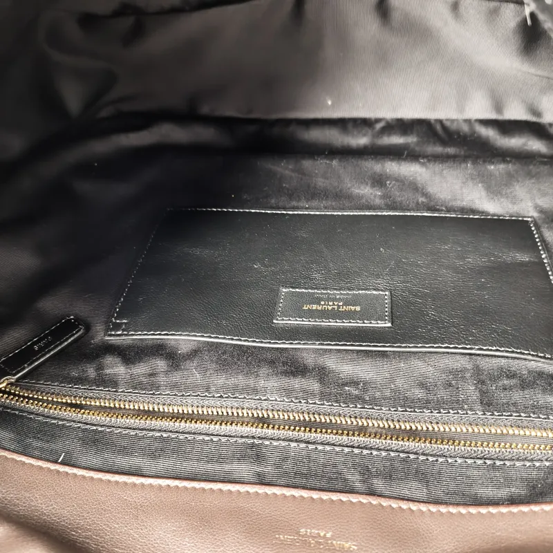 SAINT LAURENT Crossbody Bag Jamie 4.3 Chain Bag SL ambskin Large 43 × 9 × 29 cm — detail view 9 of 14