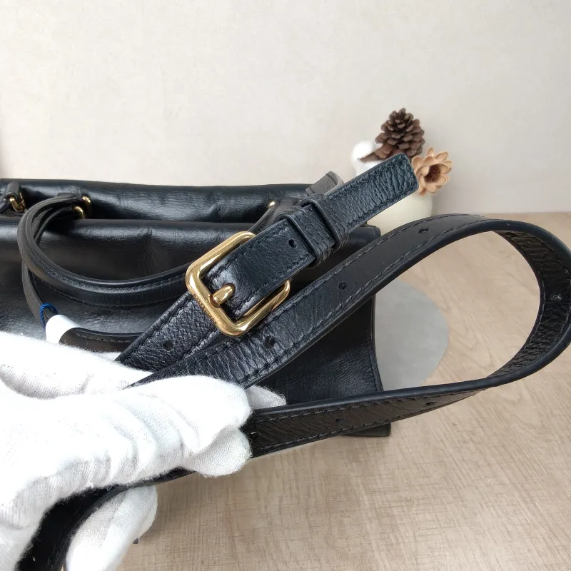 BALENCIAGA Shoulder Bag Crush On You Black Calfskin Medium28 × 9 × 17 cm — detail view 6 of 12