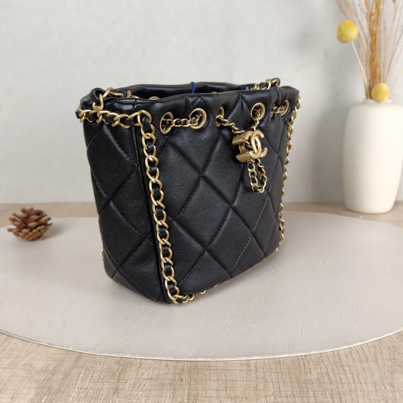 Chanel Shoulder Bag Bucket Bag Black Lambskin One Size 22 × 8 × 17 cm — cover view 2 of 5