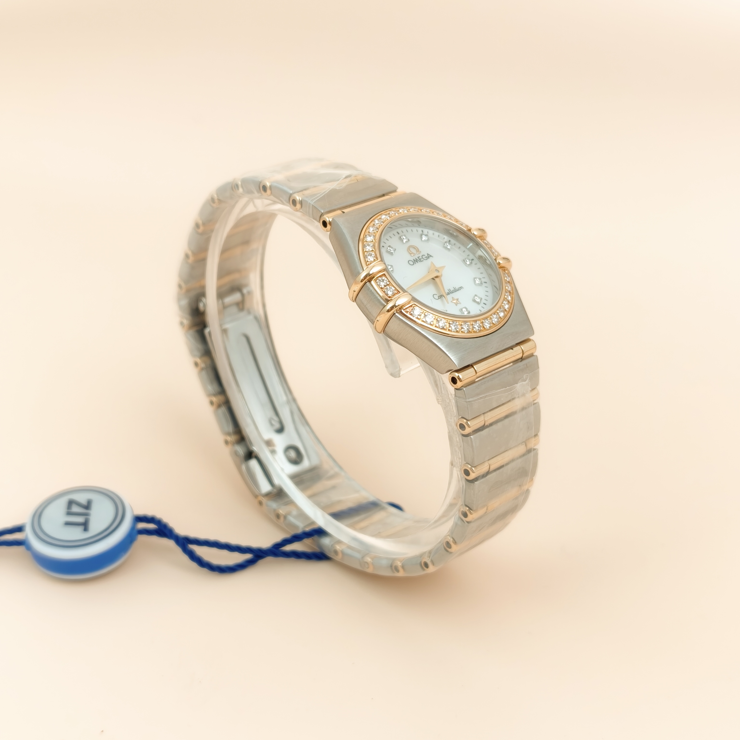 OMEGA Watch Watch White One Size22mm — cover view 2 of 9