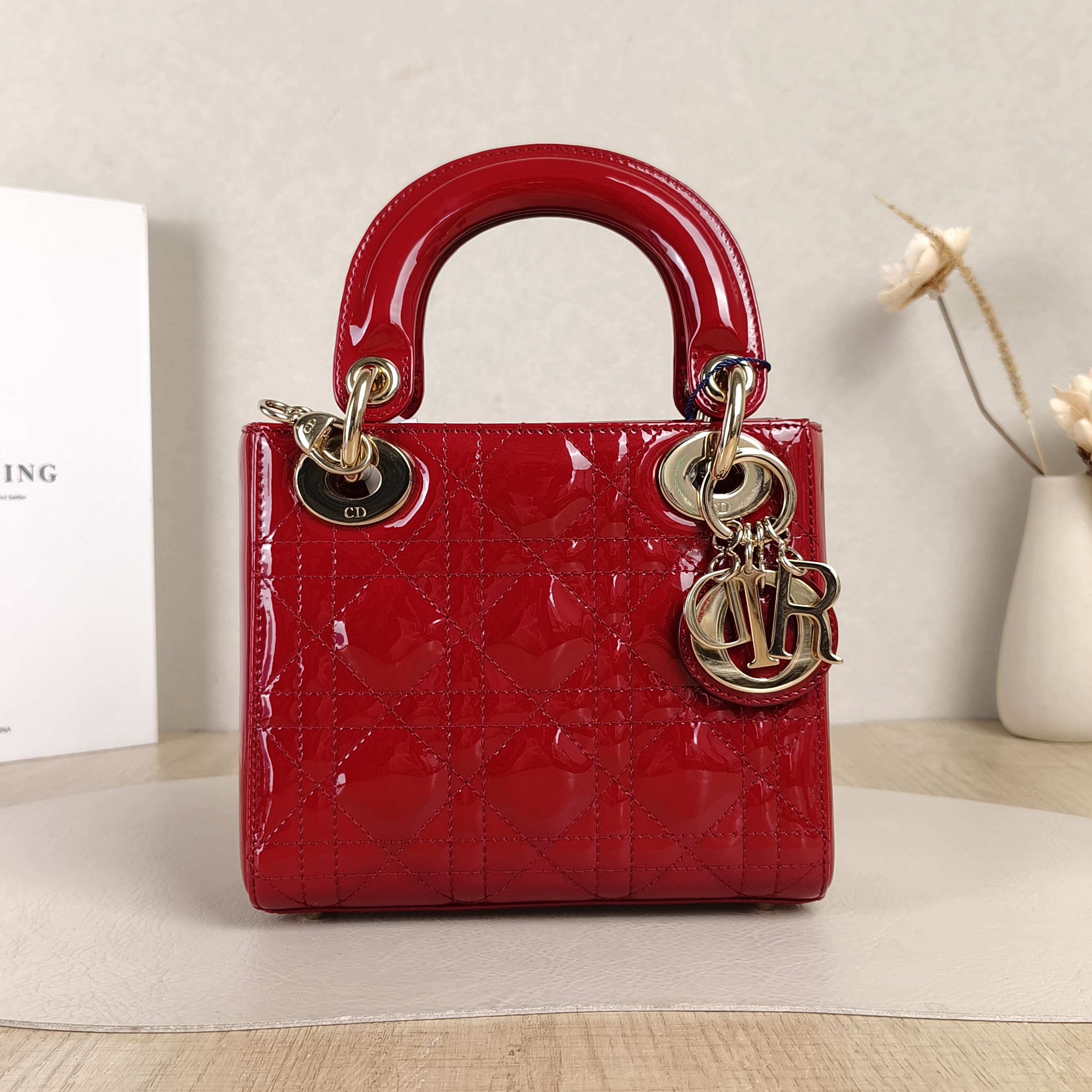 DIOR Crossbody Bag Lady Lady Dior Bag Red Patent Leathermini17 × 7 × 15 cm