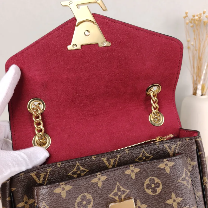 Louis Vuitton Crossbody Bag Passy Messenger Bag Monogram PVC Small 23 × 9 × 17 cm — detail view 11 of 14