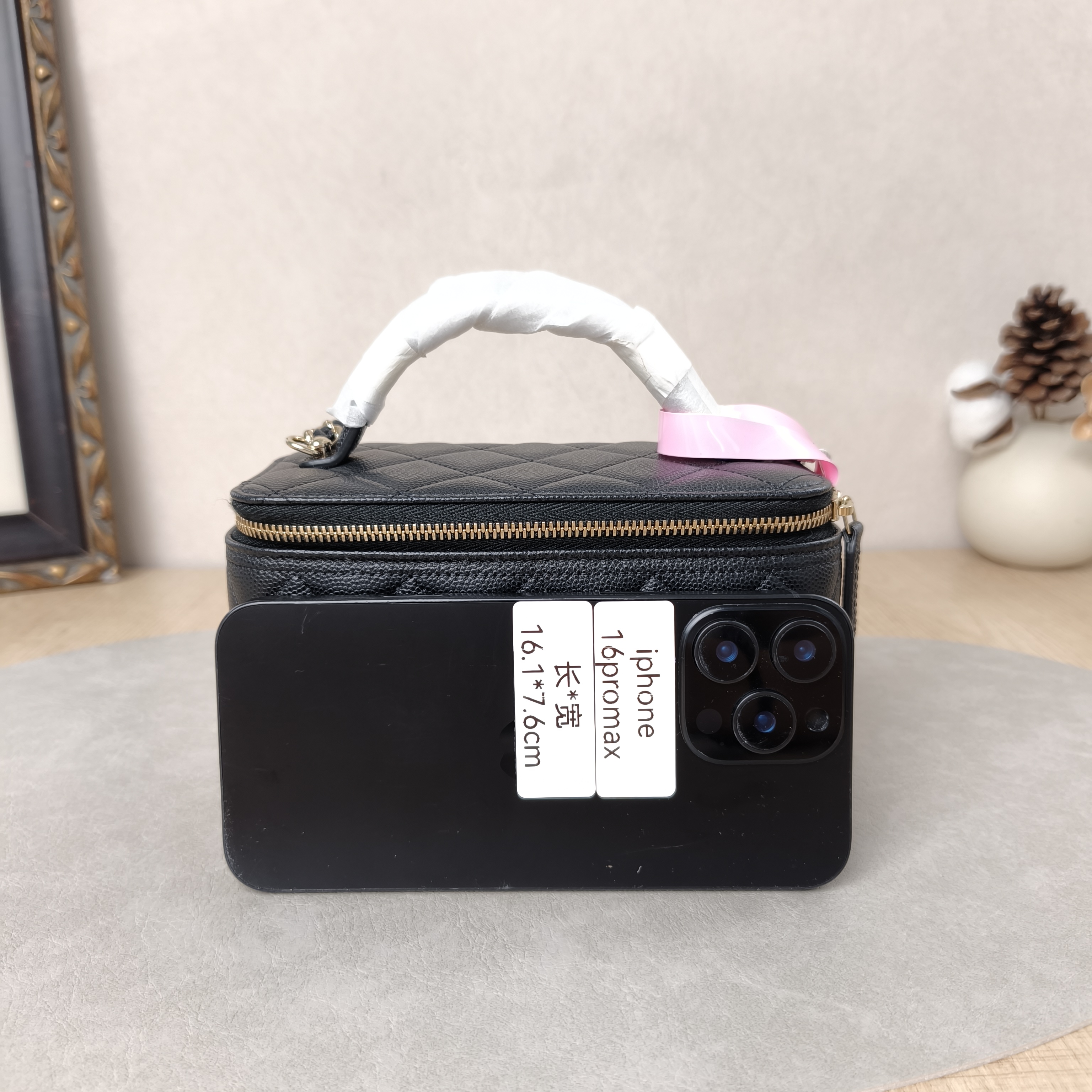 Chanel Crossbody Bag26c Edition Black Grained Calfskin One Size17 × 8 × 9.5 cm — cover view 3 of 5