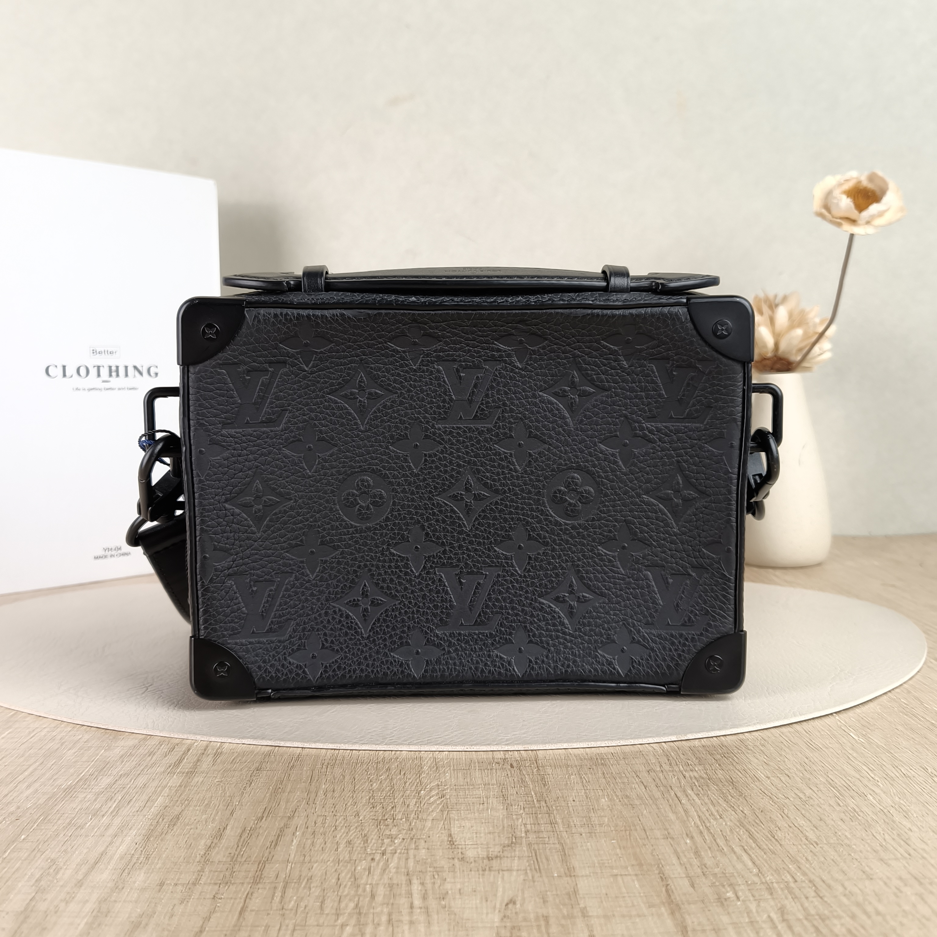 Louis Vuitton Crossbody Bag HANDLE SOFT TRUNK Box Black Calfskin One Size21.5 × 7 × 15 cm — cover view 2 of 5