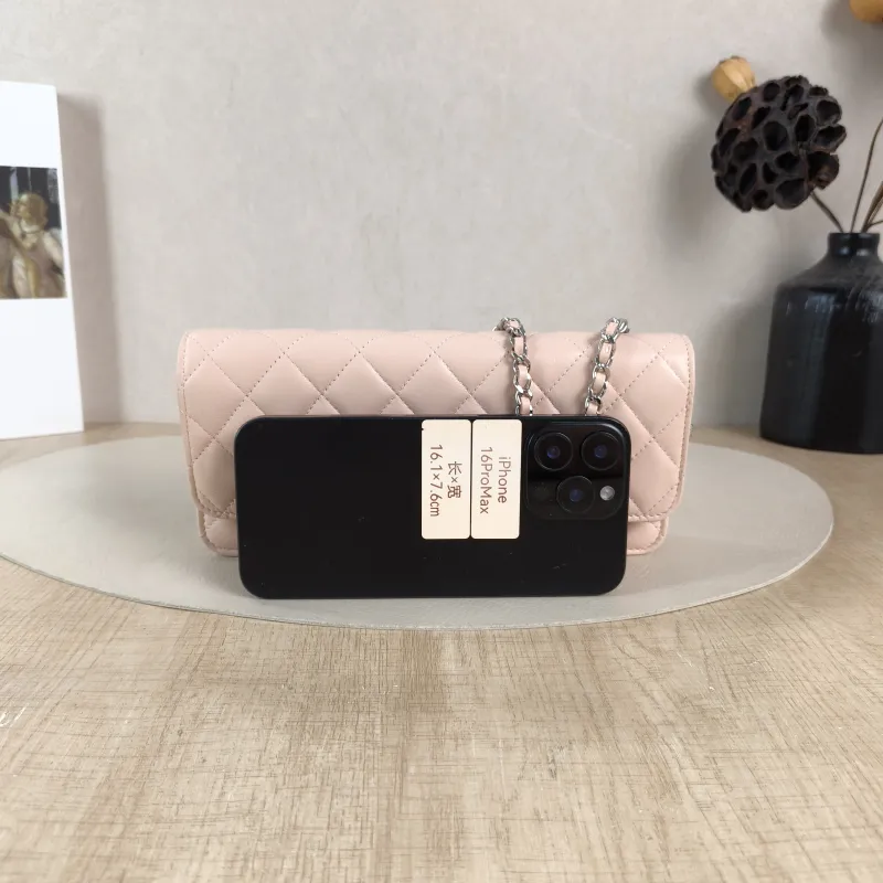 Chanel Shoulder Bag WOC Pink Lambskin One Size 22 × 3 × 11 cm — cover view 3 of 6