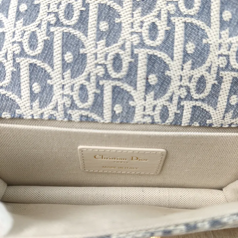 DIOR Crossbody Bag 30 Montaigne East-West 30 Blue Beige Calfskin，Canvas Small 21 × 6 × 12 cm — detail view 9 of 11