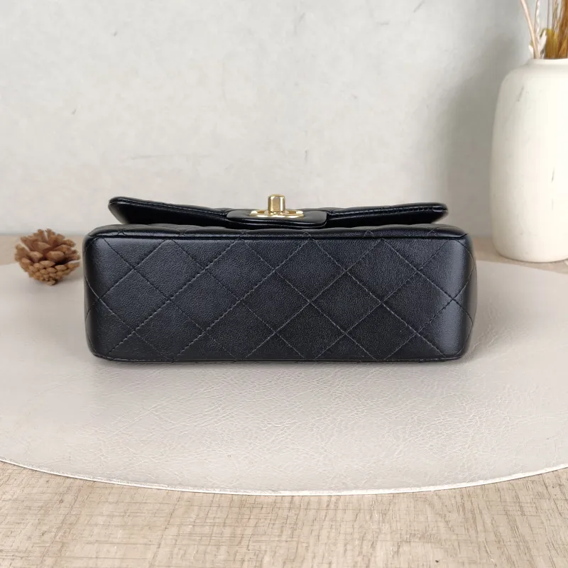 Chanel Crossbody Bag mini Black Lambskin mini20 × 6 × 12 cm — cover view 3 of 5