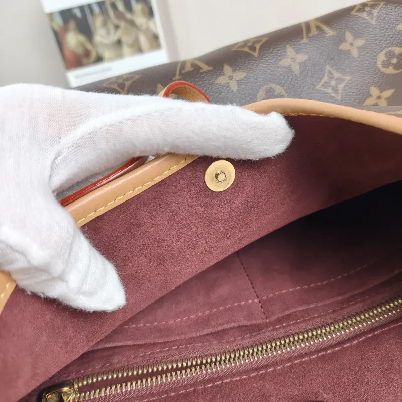 Louis Vuitton Crossbody Bag Carryall Monogram PVC Small29 × 12 × 24 cm — detail view 7 of 11