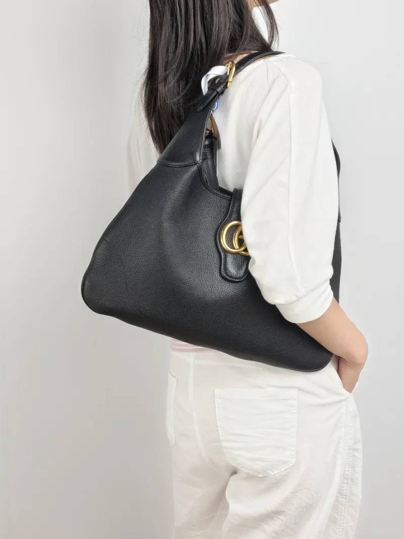 GUCCI Shoulder Bag Aphrodite Hobo Black Calfskin Medium 39 × 2 × 38 cm — on-model view 1 of 3