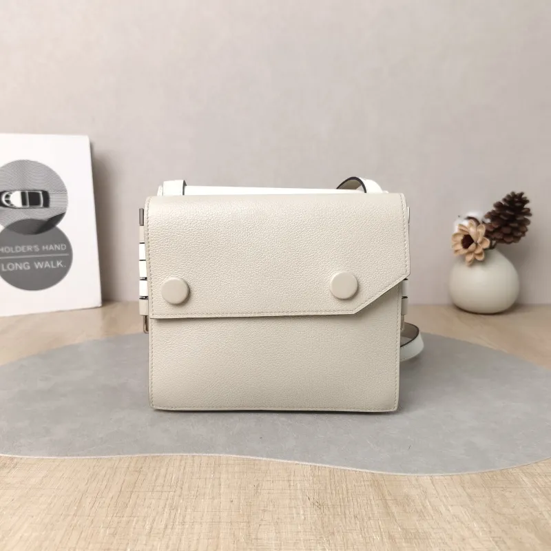 Hermès Crossbody Bag Twins 10 Evercolor Calfskin One Size 18 × 6 × 16 cm D — cover view 4 of 5