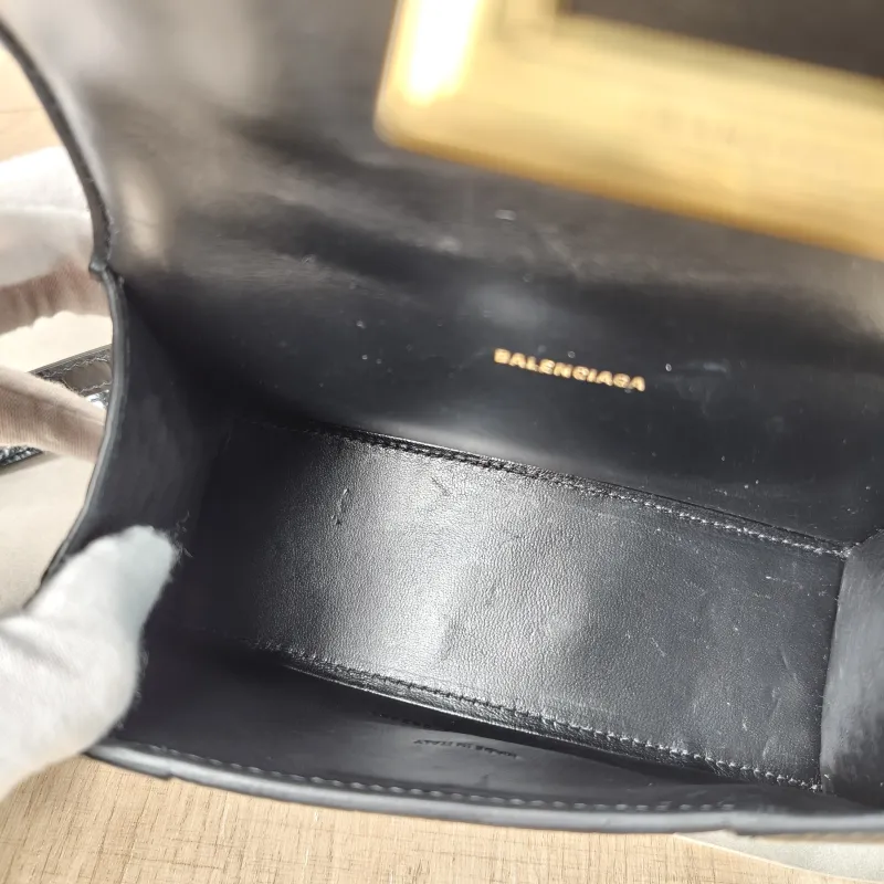 BALENCIAGA Crossbody Bag Hourglass Hourglass Bag Black Calfskin XS 19 × 8 × 13 cm — detail view 13 of 13