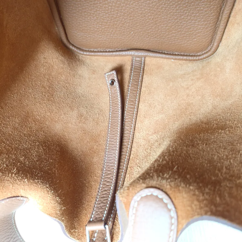 Hermès Top Handle Bag Picotin Lock 22 22 37 Brown TC Calfskin Medium 22 × 17 × 21 cm W — detail view 10 of 12