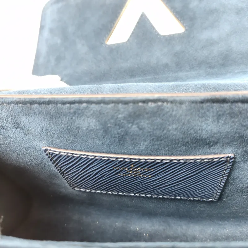 Louis Vuitton Crossbody Bag Twist Blue Calfskin Medium 23 × 9.5 × 17 cm — detail view 1 of 14