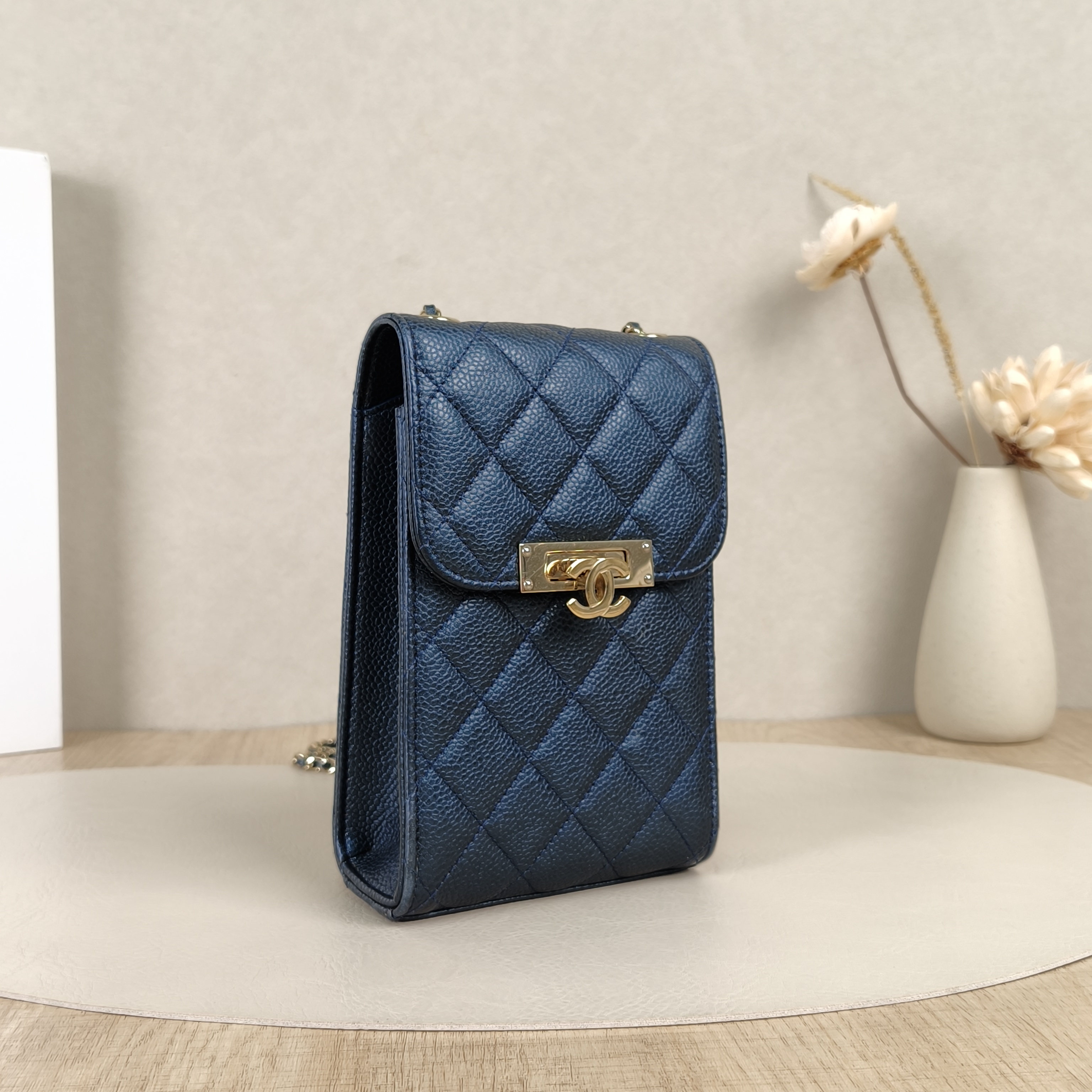 Chanel Crossbody Bagcf Collection Crossbody Bag Blue Grained Calfskin One Size11 × 5 × 17.5 cm — cover view 4 of 8