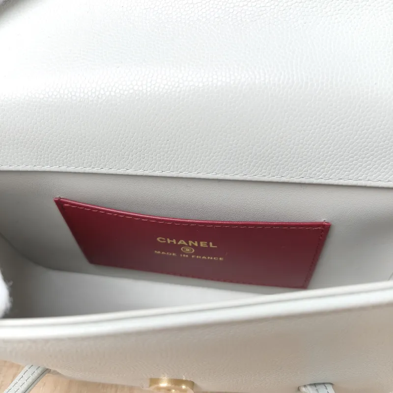 Chanel Shoulder Bag 26p preppy coco Green Grained Calfskin Mini 17 × 5 × 11.5 cm — detail view 8 of 11
