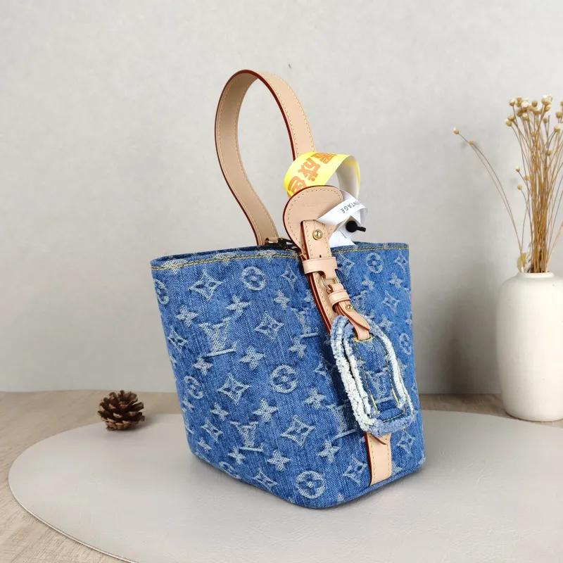 Louis Vuitton Top Handle Bag ALL IN BB Blue BB16 × 12 × 18 cm — cover view 5 of 6