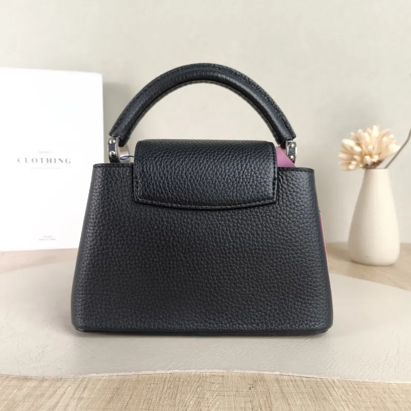 Louis Vuitton Shoulder Bag Capucines Black Calfskin Mini 21 × 8 × 14 cm — cover view 3 of 5