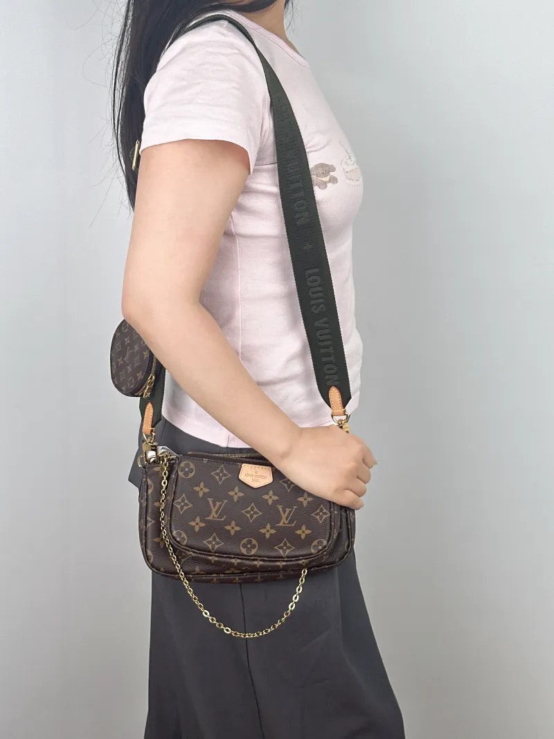 Louis Vuitton Crossbody Bag Multi Pochette Accessoires Shoulder Strap PVC Small24 × 4 × 13.5 cm — on-model view 1 of 2