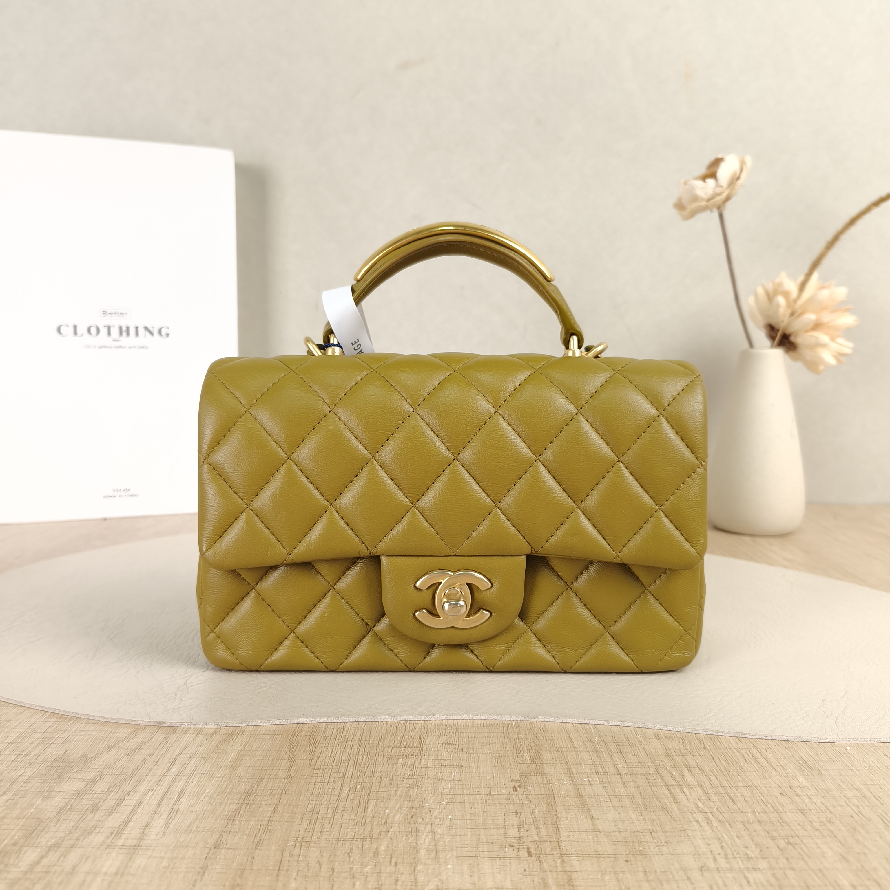 Chanel Crossbody Bag mini Yellow Lambskin mini20 × 6 × 12 cm