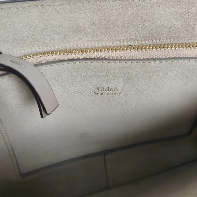 Chloé Crossbody Bag Crossbody Bag Grey Suede One Size31 × 5 × 26 cm — detail view 14 of 14