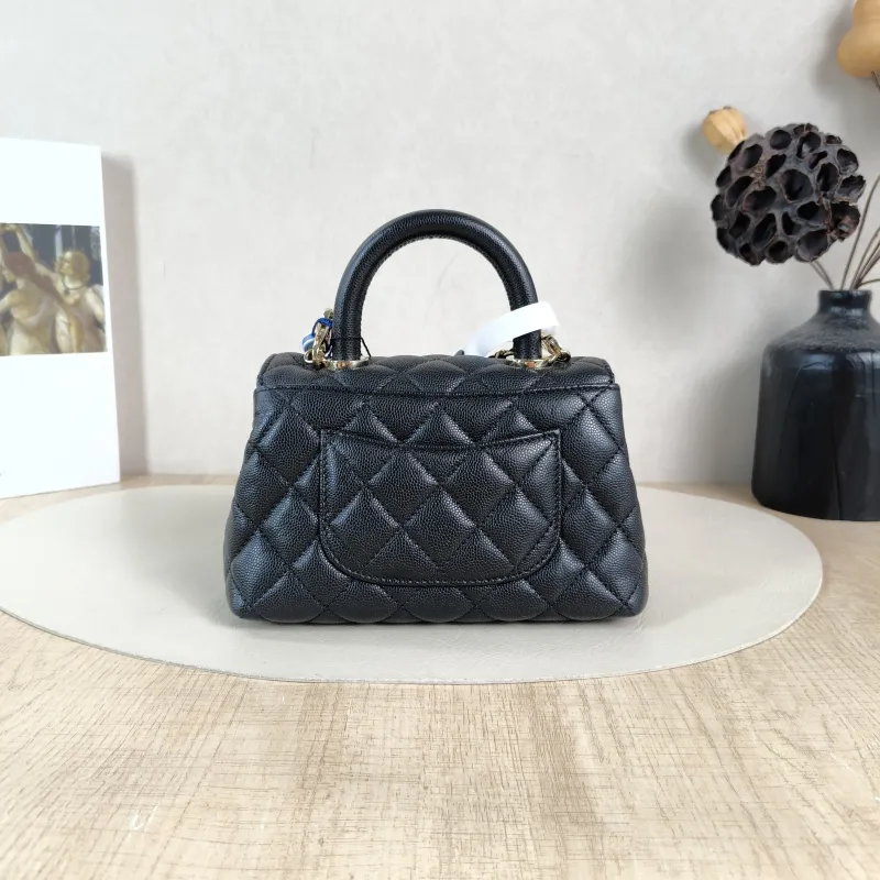 Chanel Top Handle Bag Coco Handle​Black Grained Calfskinmini19 × 9 × 13 cm — cover view 4 of 5
