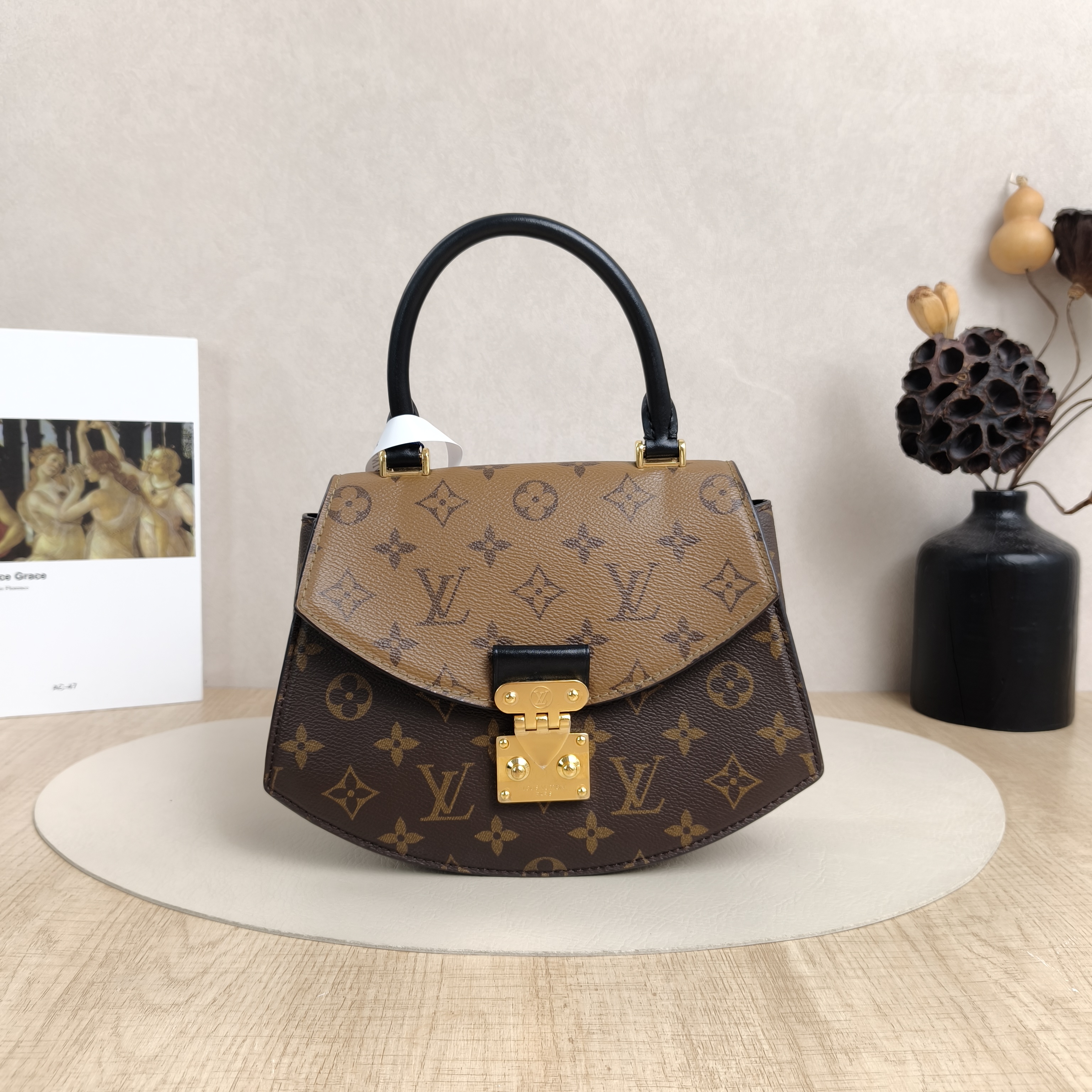 Louis Vuitton Crossbody Bag Tilsitt Monogram PVC Medium24 × 7 × 18 cm