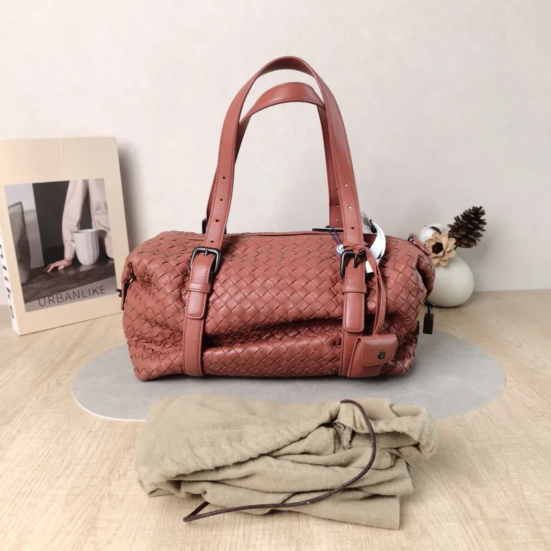 Bottega Veneta Top Handle Bag Woven Top Handle Bag Lambskin 29 × 15 × 21 cm — cover view 4 of 6