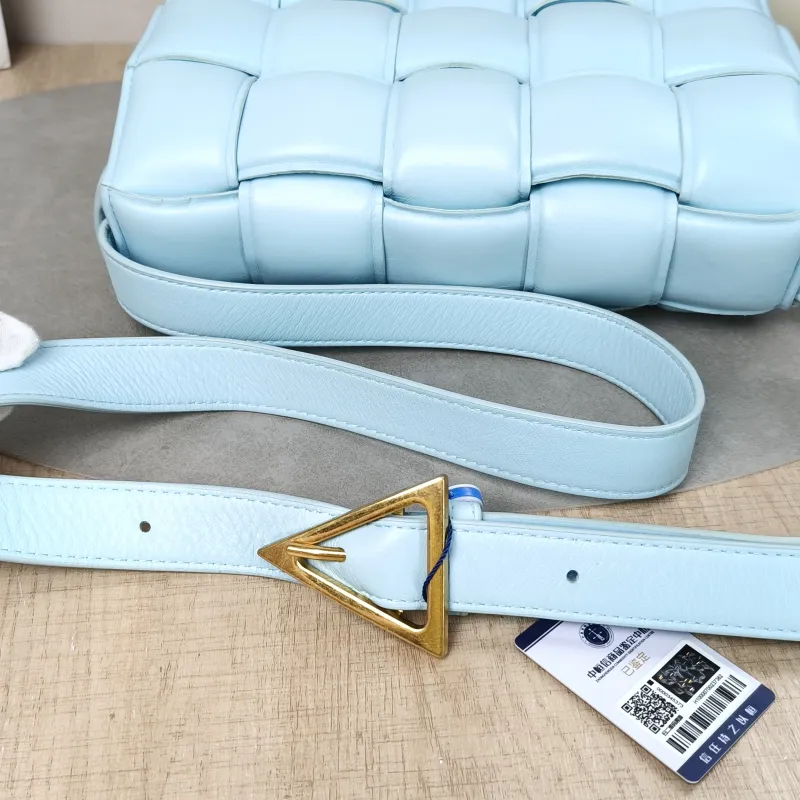 Bottega Veneta Crossbody Bag Padded Cassette Woven Blue Lambskin Medium26 × 8 × 18 cm — detail view 13 of 14