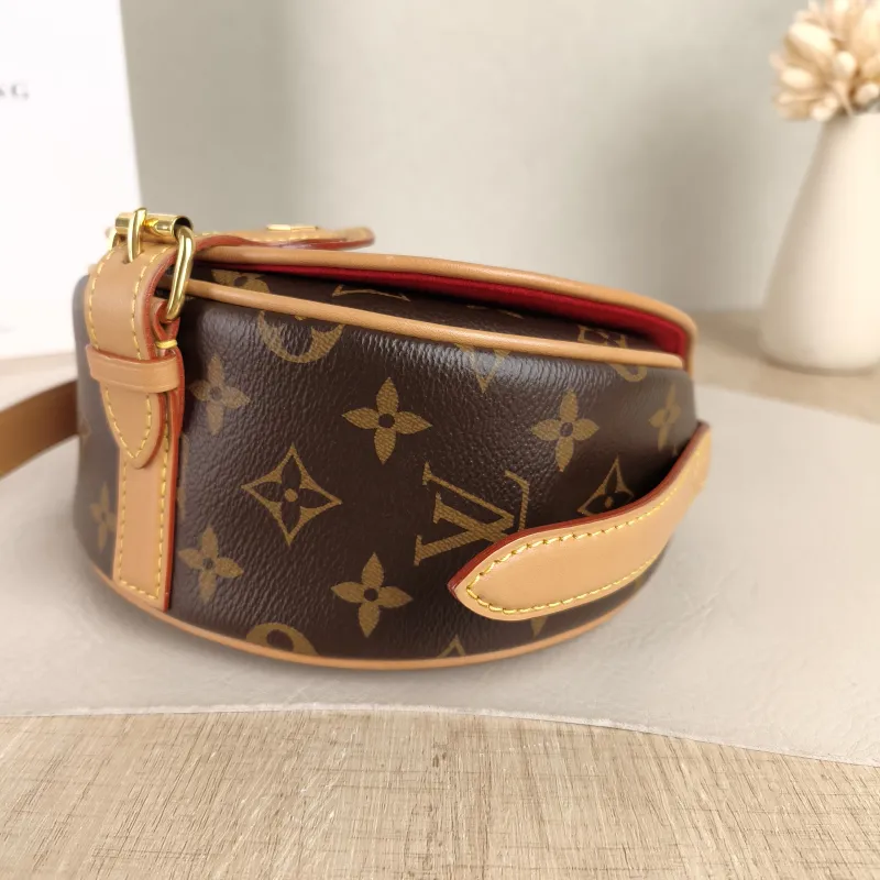 Louis Vuitton Crossbody Bag Tambourin Monogram PVC One Size 18 × 8 × 15 cm — detail view 9 of 11