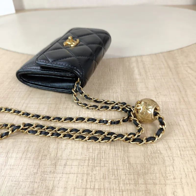 Chanel Crossbody Bag Crossbody Bag Black Lambskin One Size11 × 2 × 9 cm — detail view 11 of 11