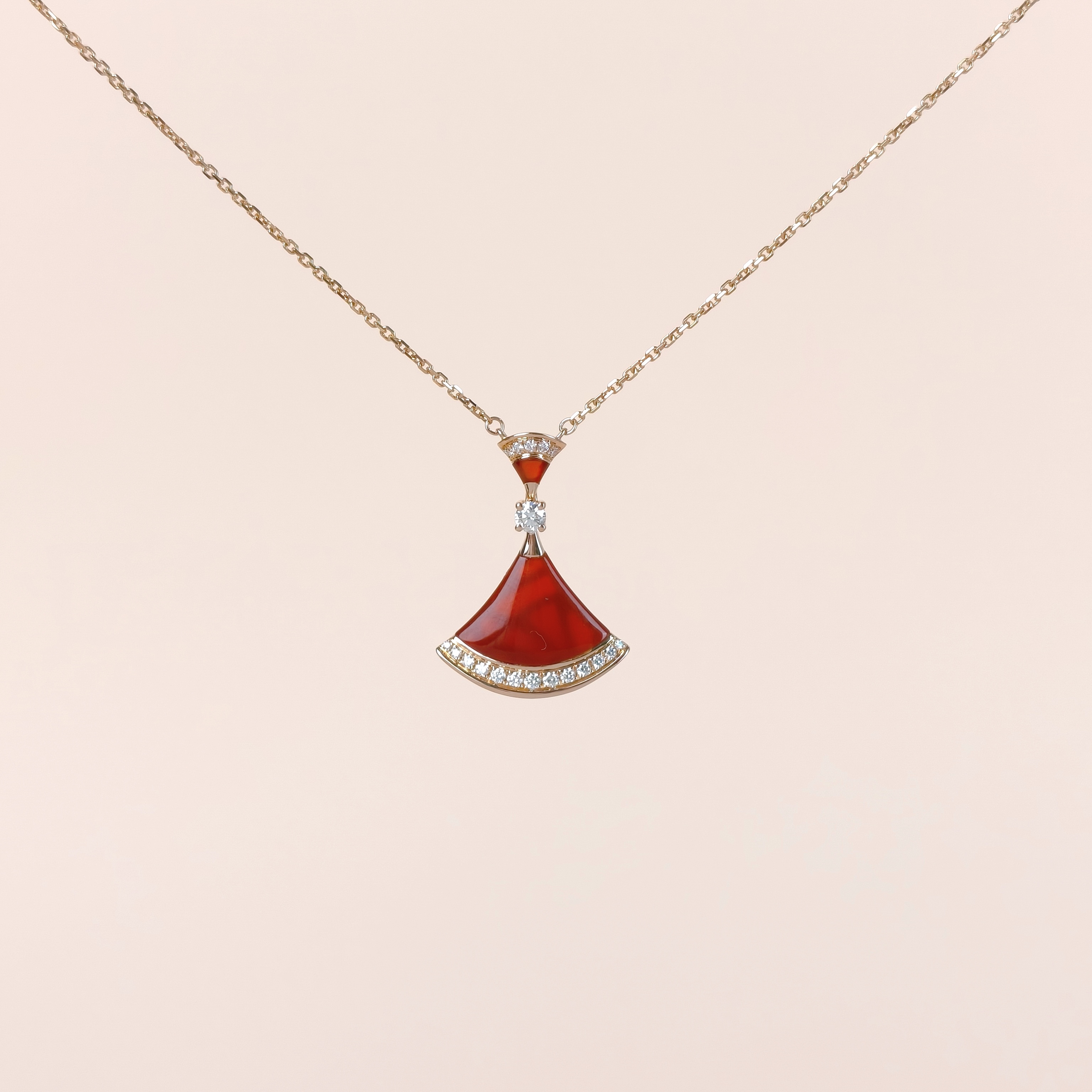Bvlgari Necklace DIVAS’ DREAM Collection Pavé Diamond Diamond18KR ose Gold Large Pendant2.8cm 45cm