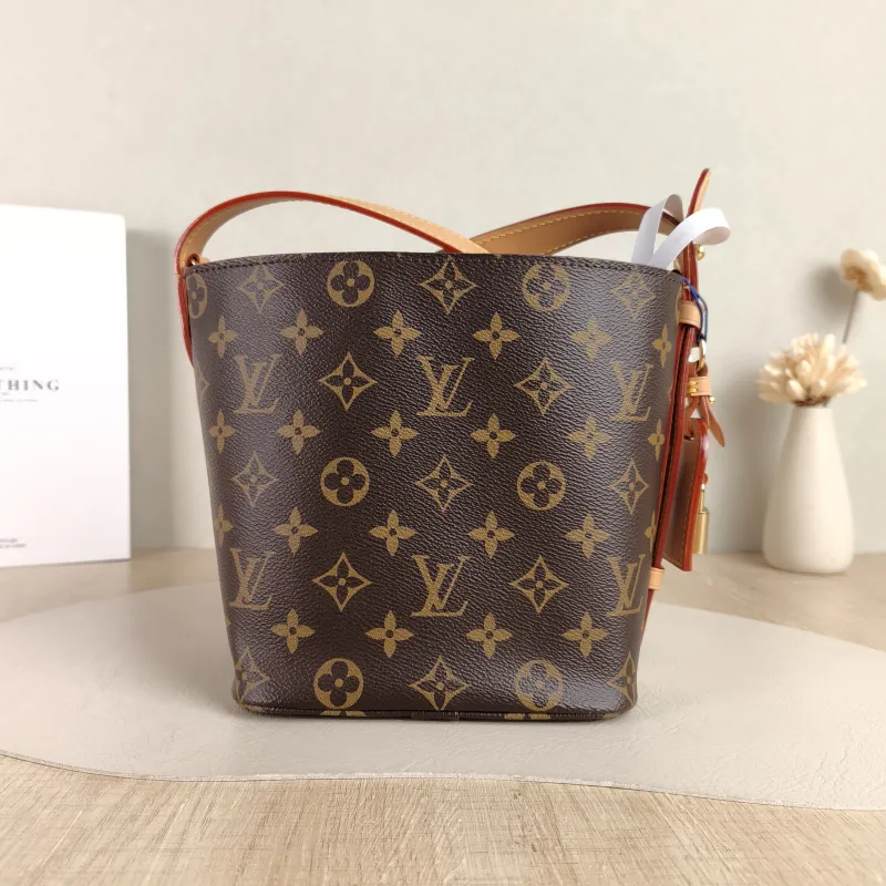 Louis Vuitton Top Handle Bag ALL IN BB Monogram PVC BB 16 × 12 × 18 cm — detail view 2 of 10