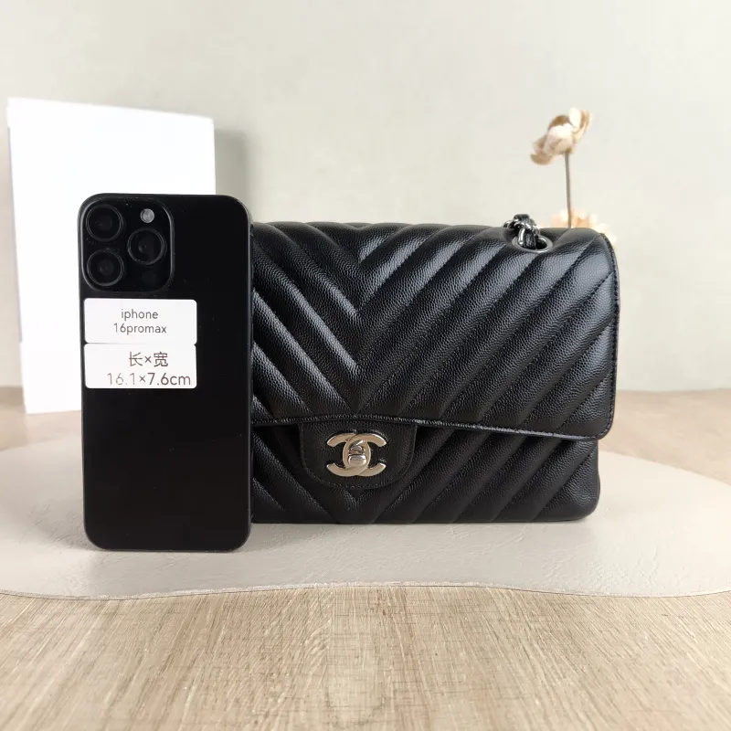 Chanel Crossbody Bag V Classic Flap CF Black Grained Calfskin Medium 25.5 × 6.5 × 15.5 cm 22 — cover view 5 of 5