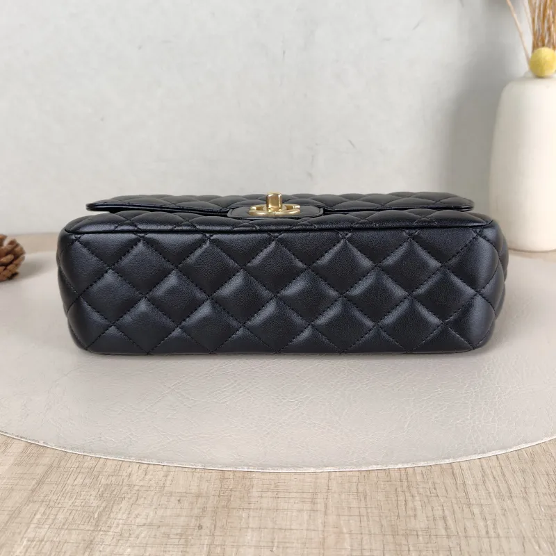 Chanel Crossbody Bag cf Black Lambskin One Size 23.5 × 7 × 14.5 cm Microchip Edition — cover view 3 of 5