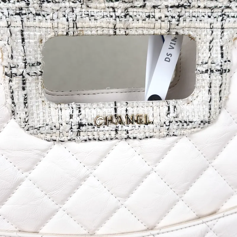 Chanel Shoulder Bag Edition c Tote Bag White Calfskin One Size26 × 6 × 29.5 cm — detail view 8 of 14