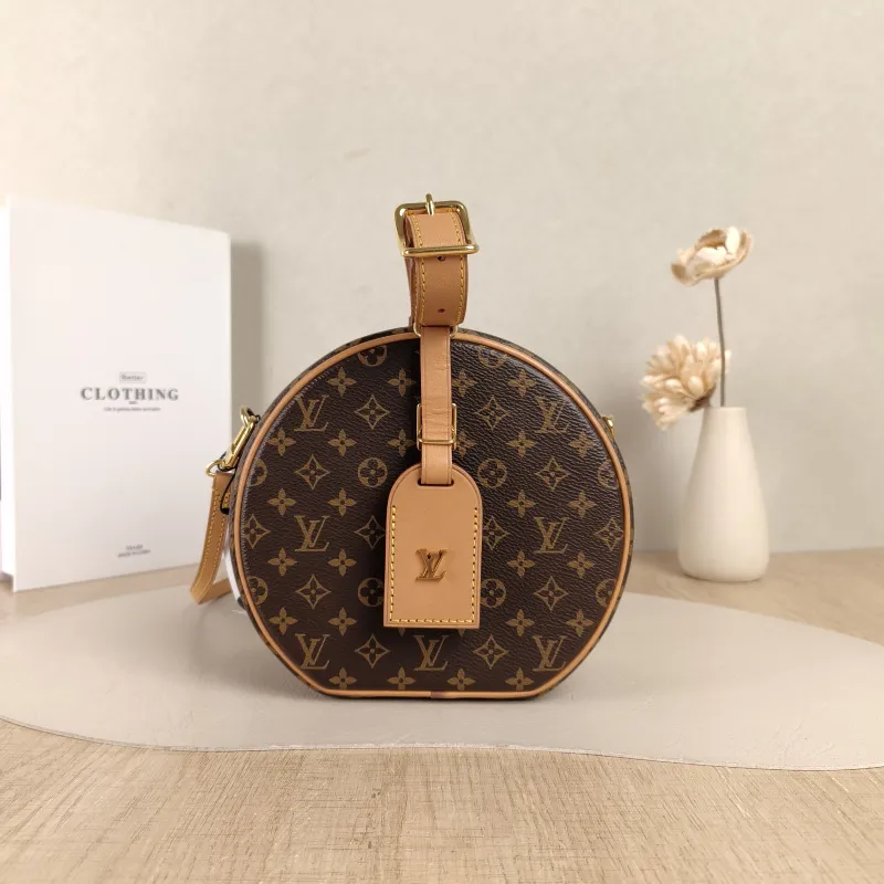 Louis Vuitton Crossbody Bag PETITE BOITE CHAPEAU Monogram PVC One Size17.5 × 7.5 × 16.5 cm