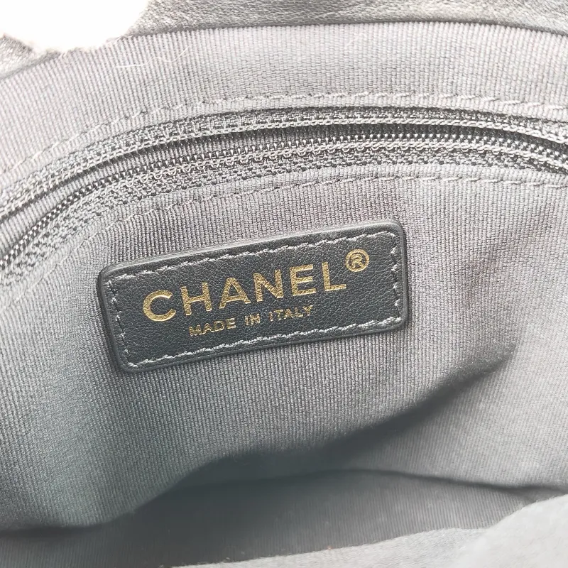 Chanel Backpack Backpack Black Lambskin One Size17 × 12 × 16 cm — detail view 1 of 13