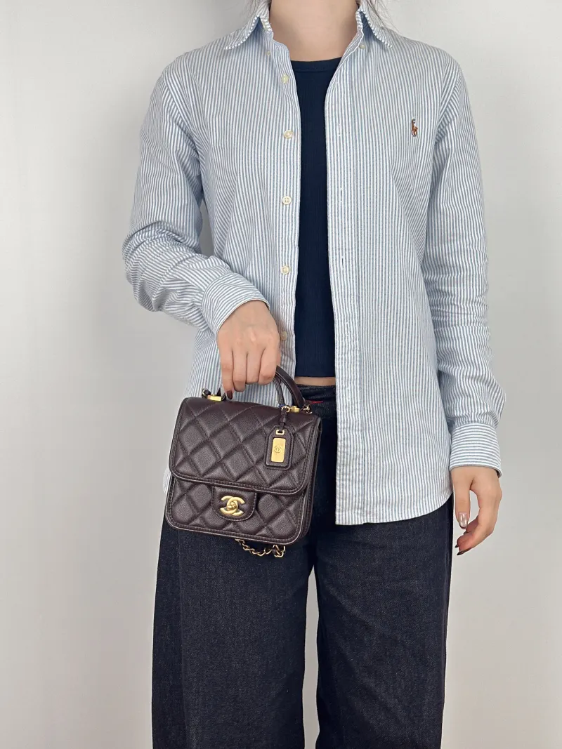 Chanel Crossbody Bag 22k Messenger Bag Brown Grained Calfskin 17 × 6.5 × 15 cm Microchip Edition — on-model view 1 of 3
