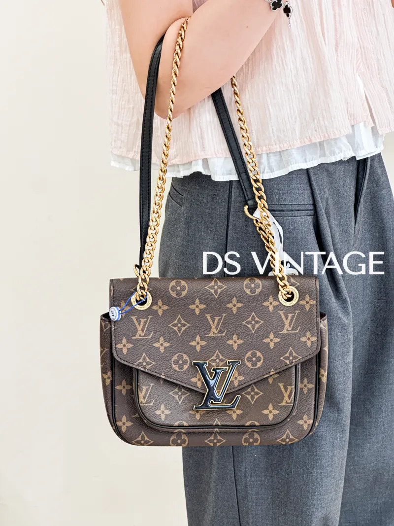 Louis Vuitton Crossbody Bag Passy Messenger Bag Monogram PVC Small23 × 9 × 17 cm — on-model view 3 of 3