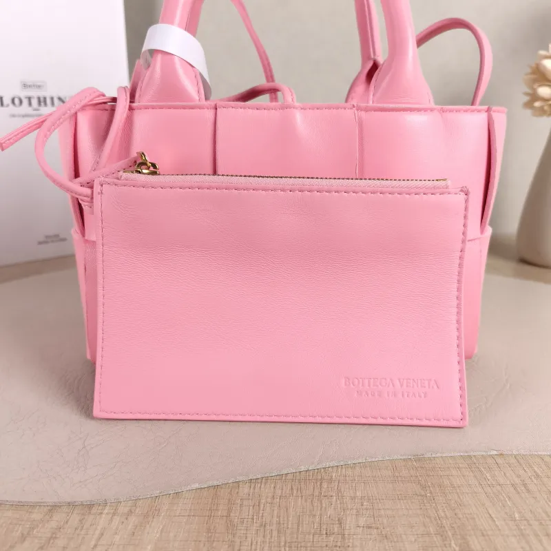 Bottega Veneta Top Handle Bag Arco Woven Tote Bag Pink Lambskin Mini 20 × 7 × 13 cm — detail view 6 of 10