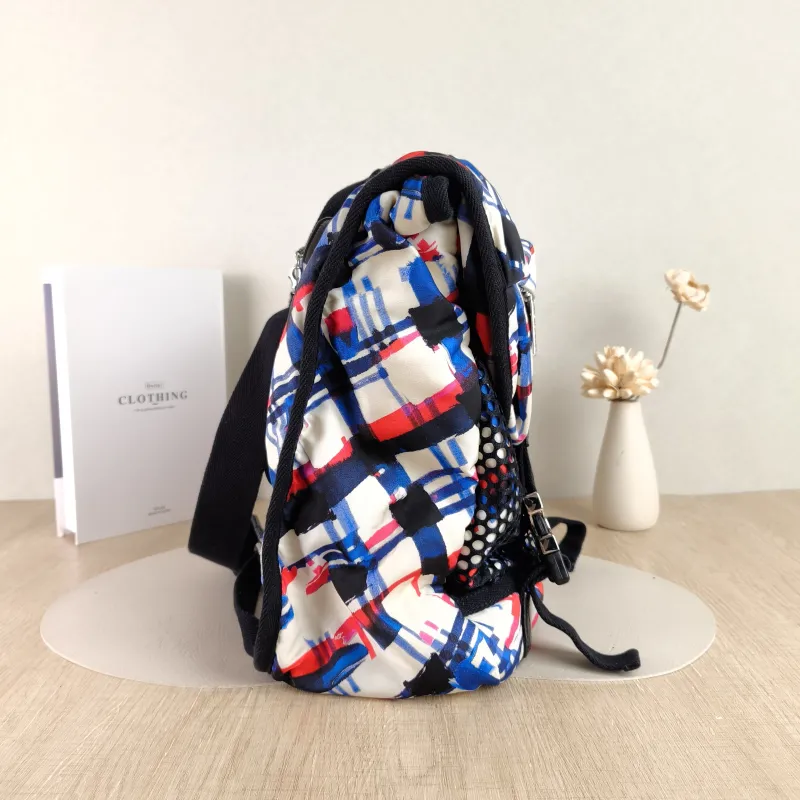Chanel Backpack Backpack Colorblock Nylon One Size 30 × 15 × 35 cm 22 — detail view 14 of 14