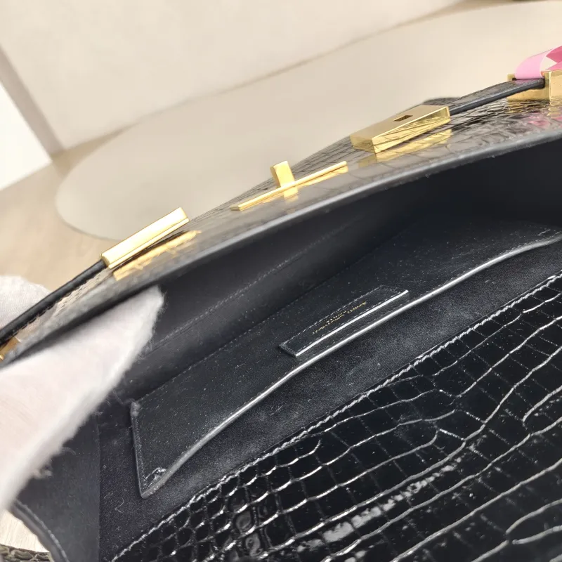 SAINT LAURENT Shoulder Bag MANHATTAN Black Calfskin Small 24 × 17.5 × 6 cm — detail view 11 of 11